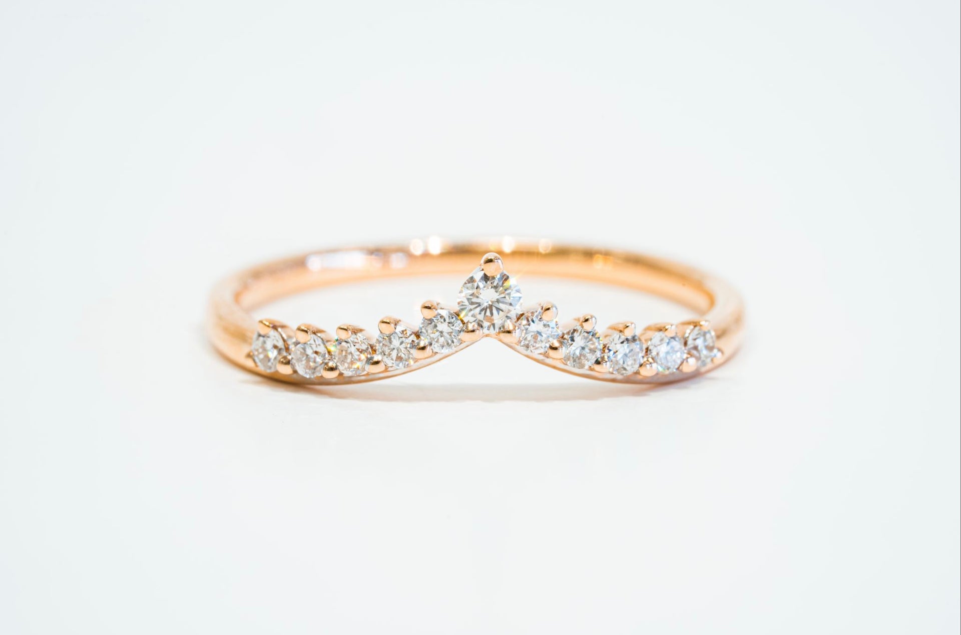 Ladies Diamond Chevron Band
