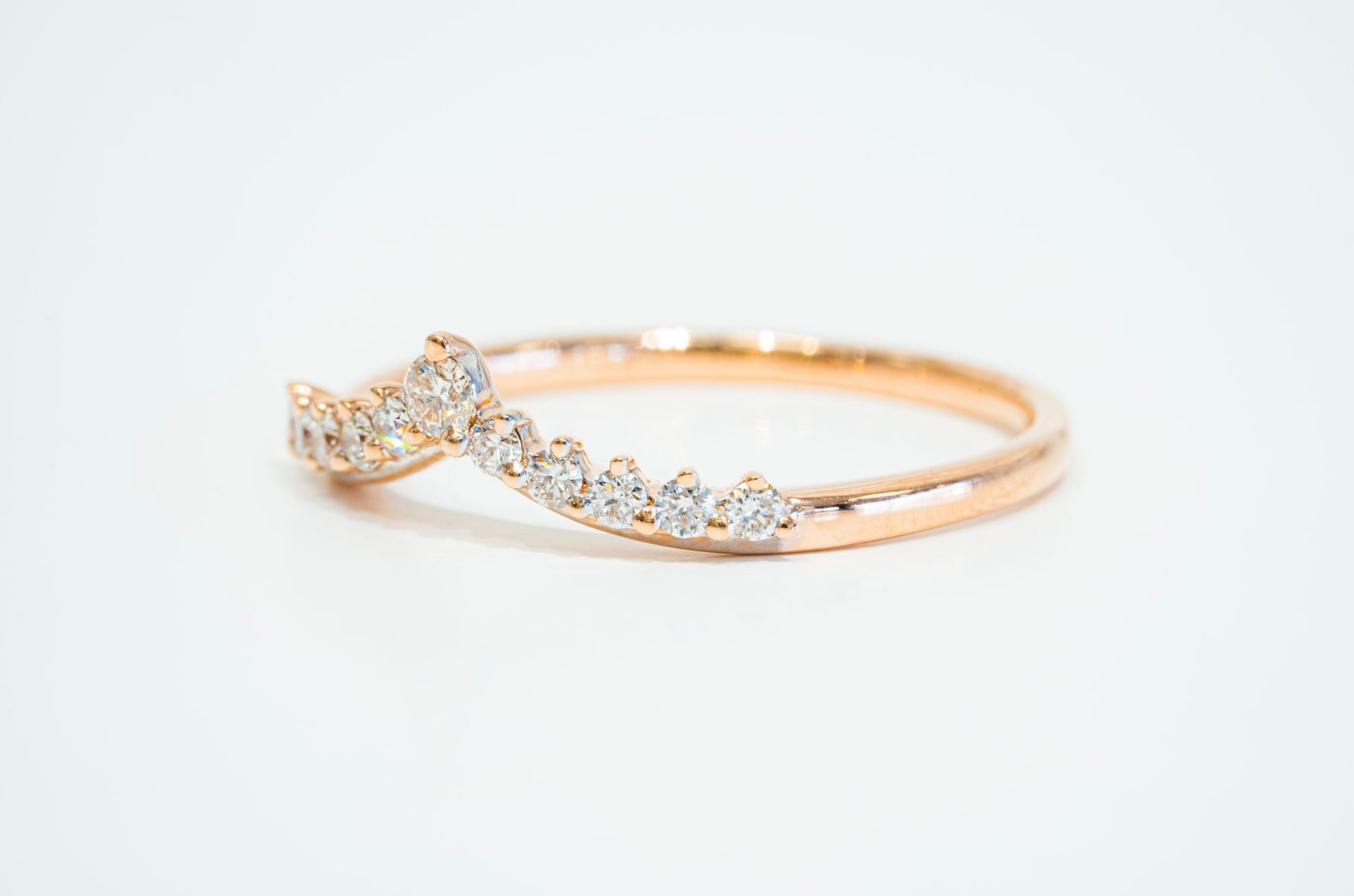 Ladies Diamond Chevron Band